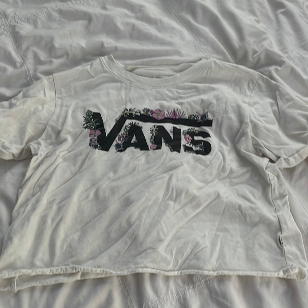 white/ cream vans short sleeve shirt with floral pattern XS girl